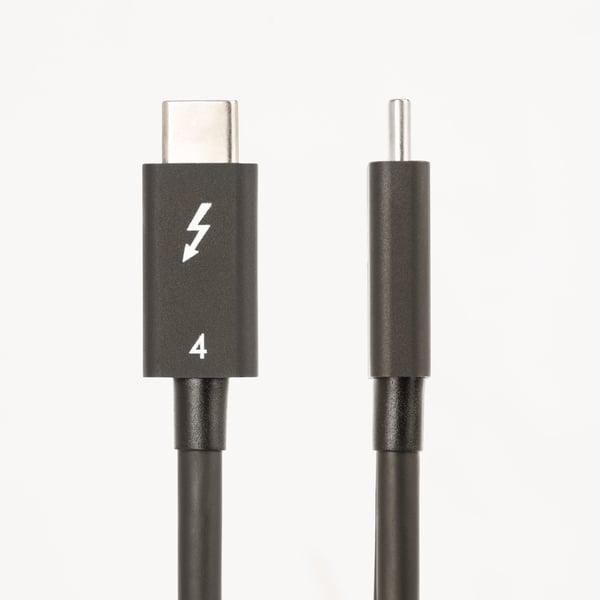 StarTech.com TBLT4MM1M Thunderbolt kabel 1 m 40 Gbit/sek. Sort