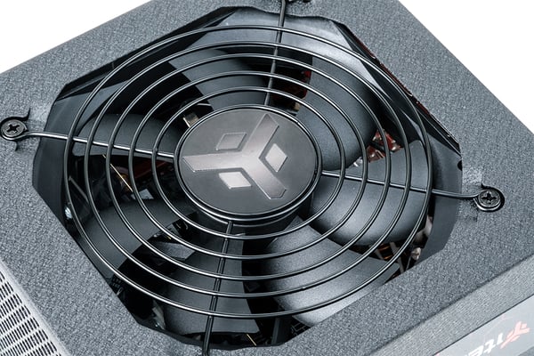 itek GF650 EVO strömförsörjningsenheter 650 W 24-pin ATX ATX Svart