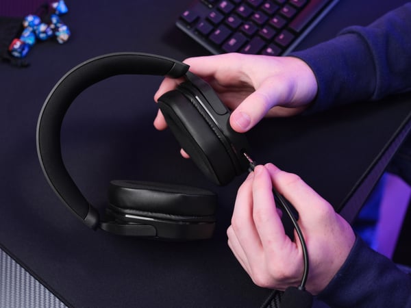 Trust GXT492 Carus Headset Ledningsført Spil Sort