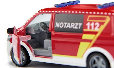 Siku VW T6 Emergency Car Ambulanssimalli Esikoottu 1:50