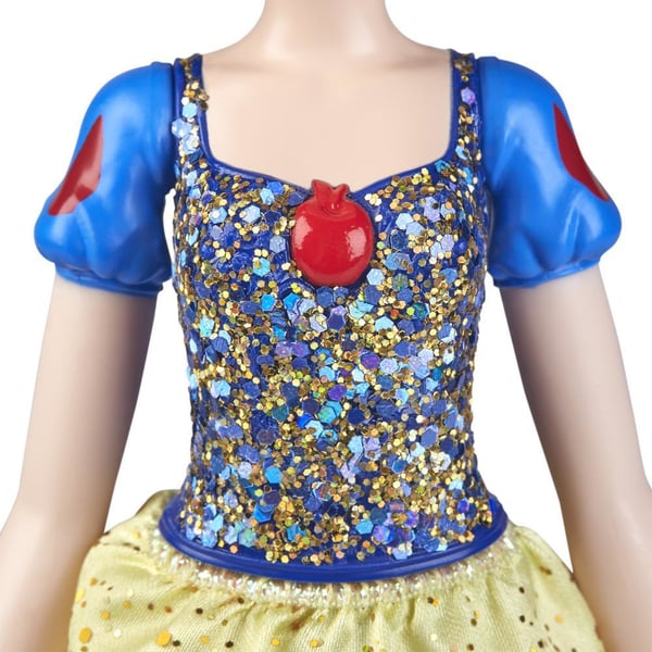 Hasbro E4161ES2 nukke