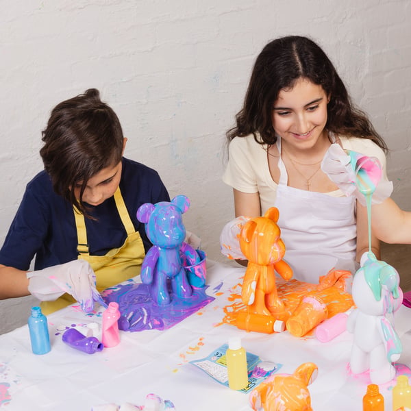 Gear2Play Pour PalZ Large Paint Bear Berry Blast