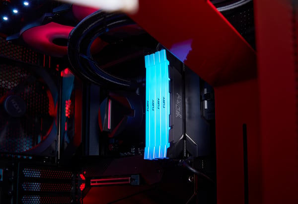 Kingston Technology FURY 16 Gt 3200 MT/s DDR4 CL16 DIMM (2 kpl:n pakkaus) Renegade RGB