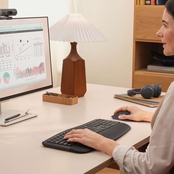 Logitech Signature Comfort Plus M850 L hiiri Universaali Oikeakätinen RF Wireless + Bluetooth Optinen 4000 DPI