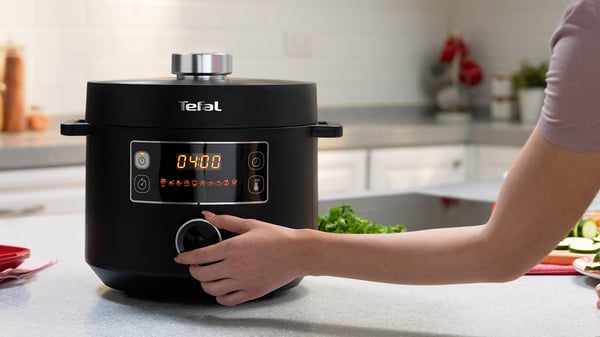 Tefal CY7548 Sort 1000 W