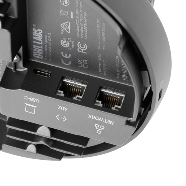Owl Labs Meeting Owl 5 Pro — 360-graders 4K smart videokonferencekamera, mikrofon og højttaler (automatisk højttalerfokus, BYOD med ét kabel, native HDMI og Ethernet)