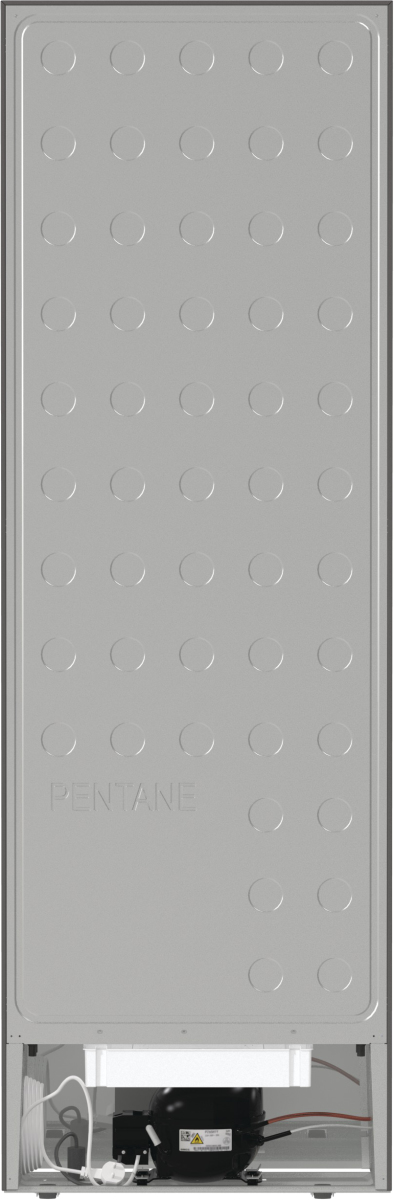 Gorenje Fritstående køleskab med stor kapacitet til daglig opbevaring. Dynamic Air og ventilatorassisteret køling sikrer jævne temperaturer, mens to CrispZone skuffer holder frugt og grøntsager friske og velorganiserede.