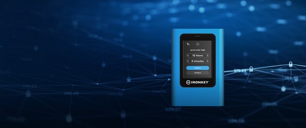 Kingston IronKey Vault Privacy 80 - SSD - krypterad - 960 GB - extern (bärbar)