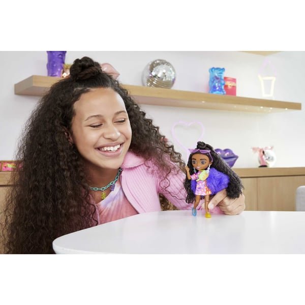 Barbie HGP63 dukke