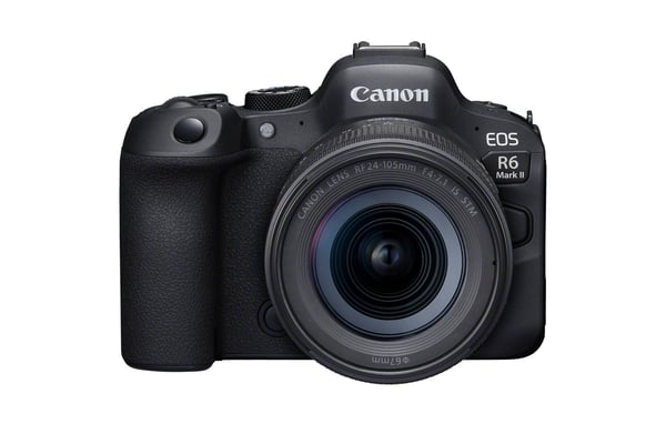 Canon EOS R6 MARK II + RF 24-105 F4-7.1 IS STM MILC 24,2 MP CMOS Svart