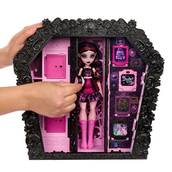 Monster High ULTIMATE SKULLTIMATE DRACULAURA Doll Playset