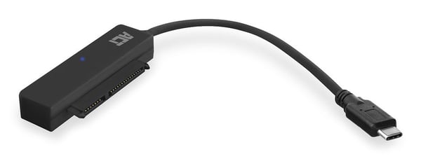 ACT AC1525 kabelomvandlare (hane/hona) USB Type-C SATA 7-pin + 15pin Svart