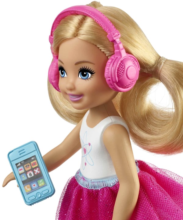 Barbie Dreamhouse Adventures Barbie-nukke ja tarvikkeita