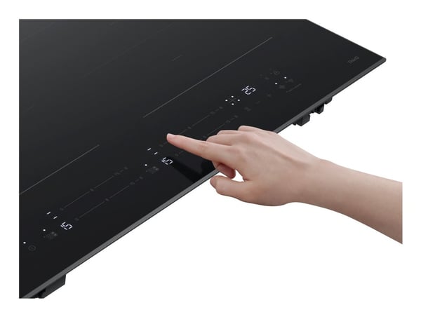 LG CI7Z2437BA kogeplade Sort Indbygget 60 cm Zone induktionskogeplade 4 zone(s)