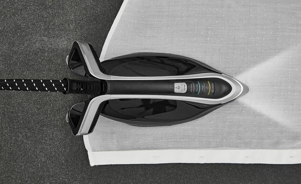 Tefal Pro Express Vision GV9821 3000 W 1,2 L Durilium AirGlide Autoclean soleplate Sort, Sølv