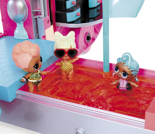 L.O.L. Surprise! Glamper Doll camper