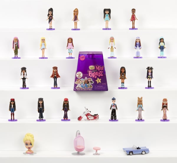 Miniverse Bratz Minis in PDQ Series 2