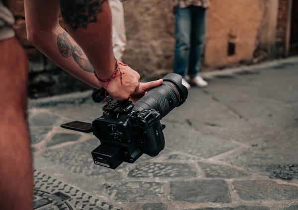 Canon RF 24-105mm F2.8 L IS USM Z MILC Zoomobjektiv Svart