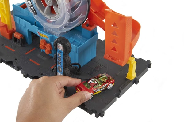 Hot Wheels City Super Twist Tire Shop-legesæt, gave til børn mellem 4 og 8 år