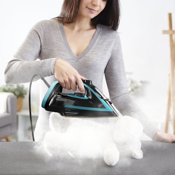 Tefal Puregliss FV8066 Torr & Ångstrykjärn Durilium AirGlide Autoclean soleplate 3000 W Svart, Blå