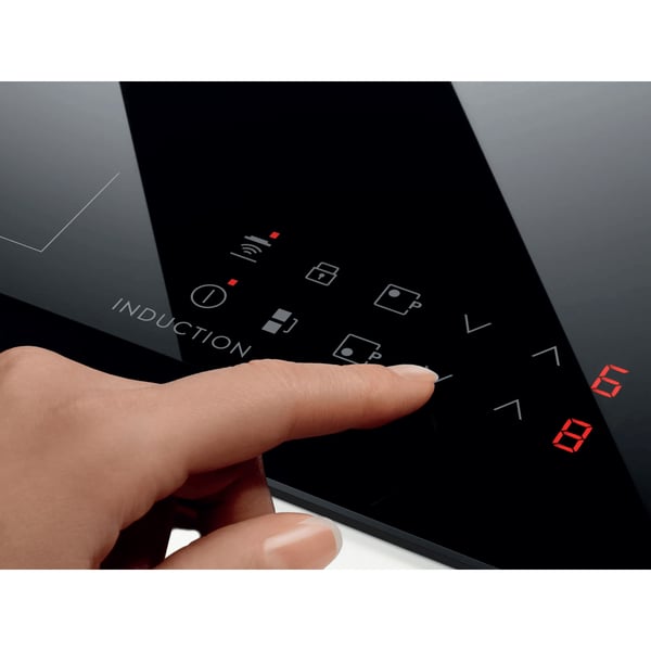 Electrolux LHR3233CK Svart Inbyggd 29 cm Keramisk 2 zone(s)