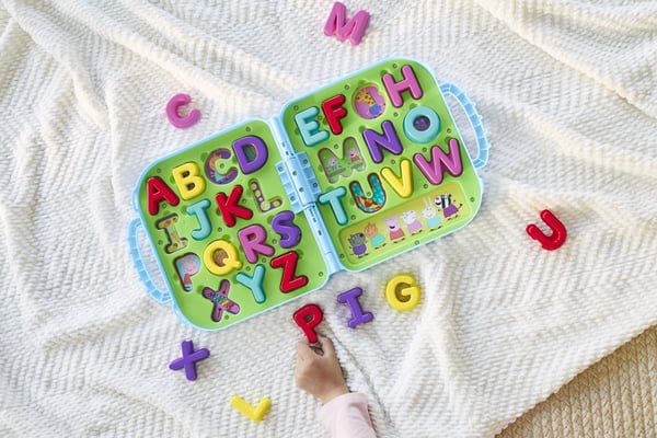 Peppa Pig Peppa's Alphabet Case