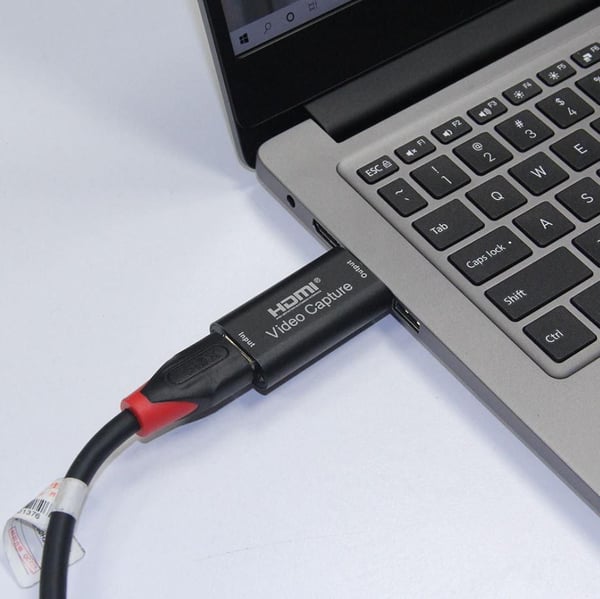 Microconnect MC-GEN-CH USB grafiikka-adapteri 3840 x 2160 pikseliä Musta