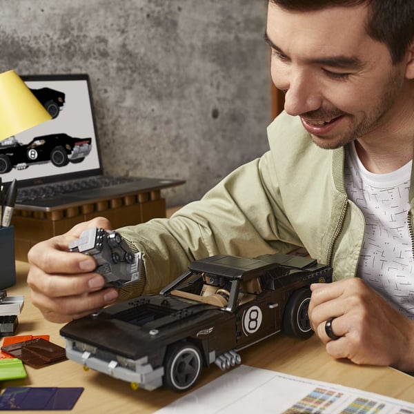 MEGA Hot Wheels Construx Rodger Dodger