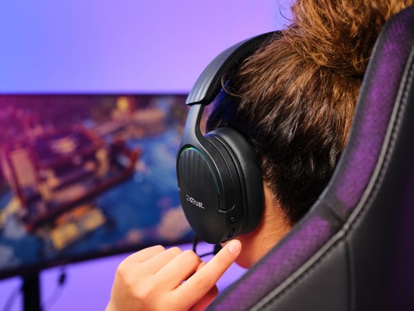 Trust GXT 491 Fayzo Headset Kabel & Trådlös Huvudband Spela USB Type-C Bluetooth Svart