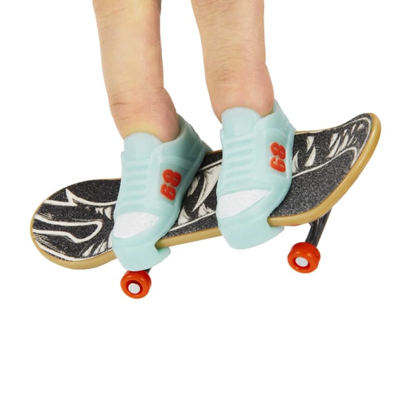 Hot Wheels SKATE SKATE CHAMP