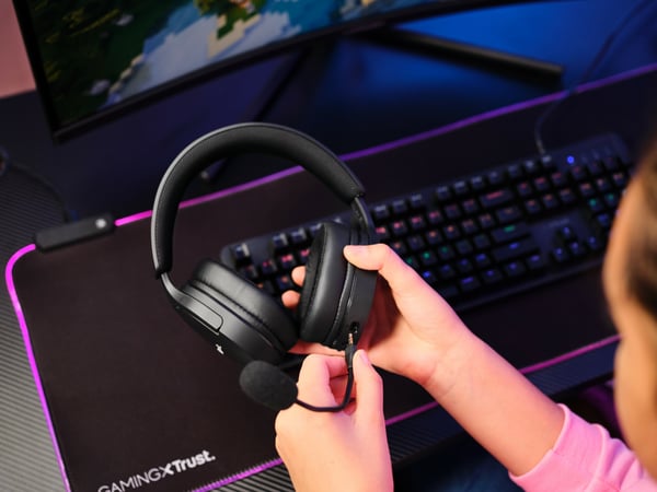 Trust GXT 491 Fayzo Headset Kabel & Trådlös Huvudband Spela USB Type-C Bluetooth Svart