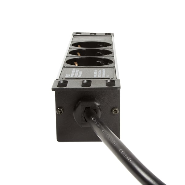LogiLink PDU3B01 tehonjakeluyksikkö 3 AC-pistorasia(a) 1U Musta