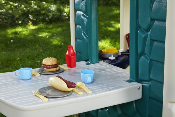 Little Tikes Picnic on the Patio Playhouse - Jungle