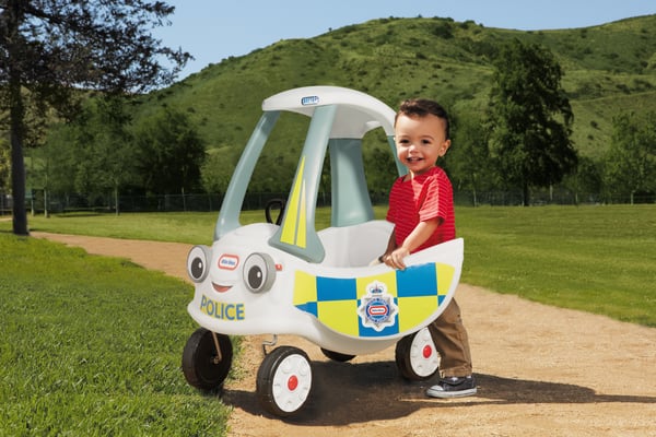 Little Tikes Cozy Coupe Police Response Buggy til at ride på