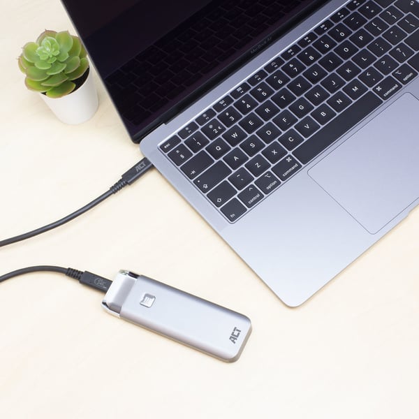 ACT AC7431 USB-kablar USB4 Gen 2x2 1 m USB C 20 Gbit/s 240 W Svart