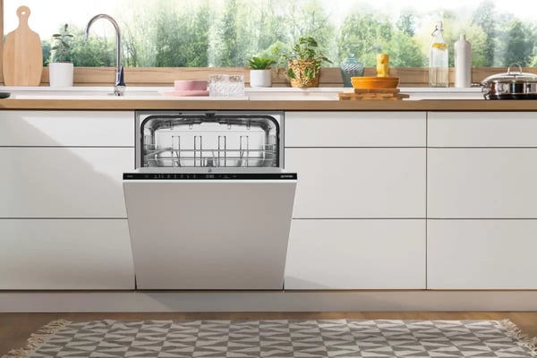 Gorenje GV642D65 Helt integrerad 14 kuvert