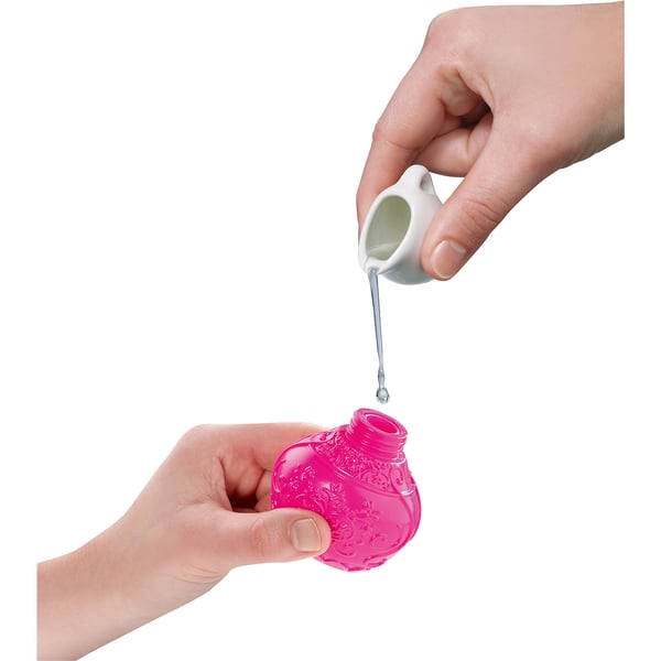 Mattel BDK31BDK32 nukke