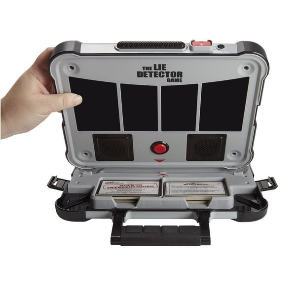 Hasbro The Lie Detector Game Partyspel med kort