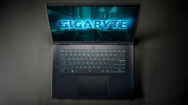 GIGABYTE GAMING A16 CTHI3PT894SD bärbara datorer Intel® Core™ i7 i7-13620H Bärbar dator 40,6 cm (16") WUXGA 16 GB DDR5-SDRAM 1 TB SSD NVIDIA GeForce RTX 5050 Wi-Fi 6E (802.11ax) FreeDOS Svart