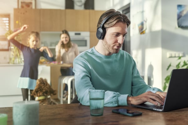Philips 6500 series TAH6506BK/00 kuulokkeet ja kuulokemikrofoni Langallinen & langaton Pääpanta Musiikki USB Type-C Bluetooth Musta