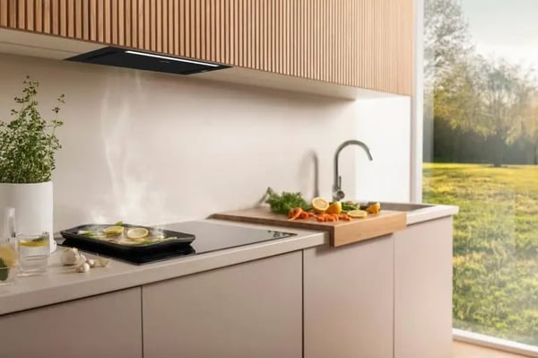 Gorenje BHI65138B Indbygget Sort 690 m³/t