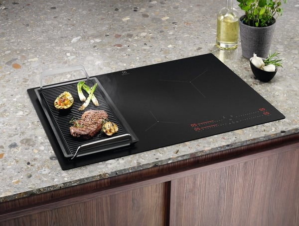Electrolux EIS82453IZ Svart Inbyggd 80 cm Induktionshäll med zon 4 zone(s)