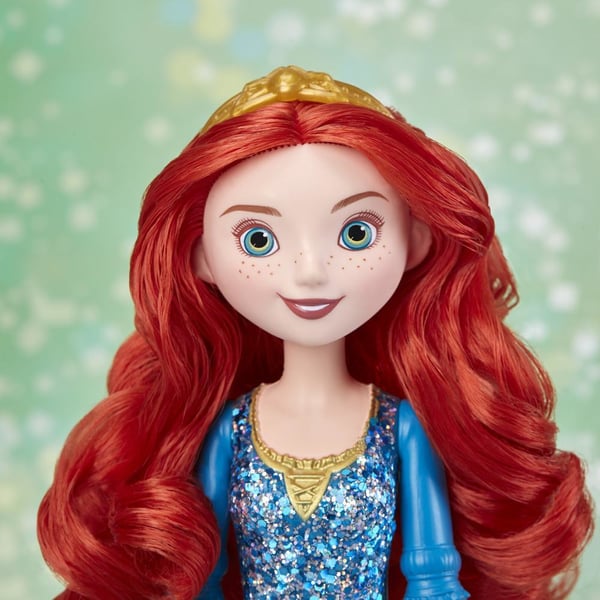 Hasbro E4164ES2 nukke