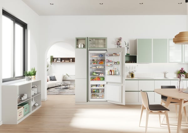 Candy Fresco CBT7719EW Kiinteä 364 L