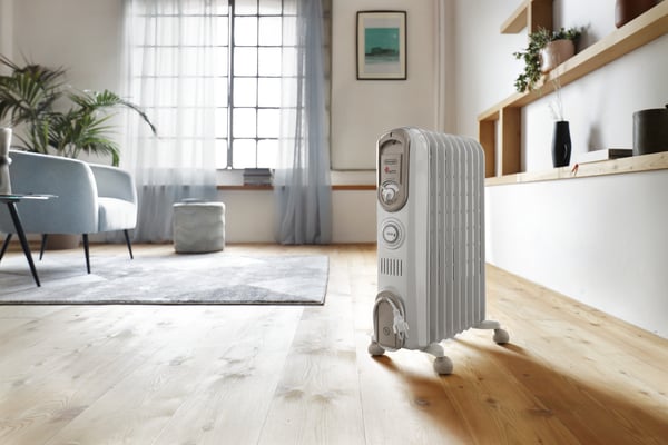 De’Longhi V550918T.WB inomhus Vit 1800 W Elektrisk oljevärmare