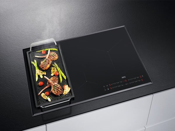 AEG IKK84443FB Sort Indbygget 80 cm Zone induktionskogeplade 4 zone(s)