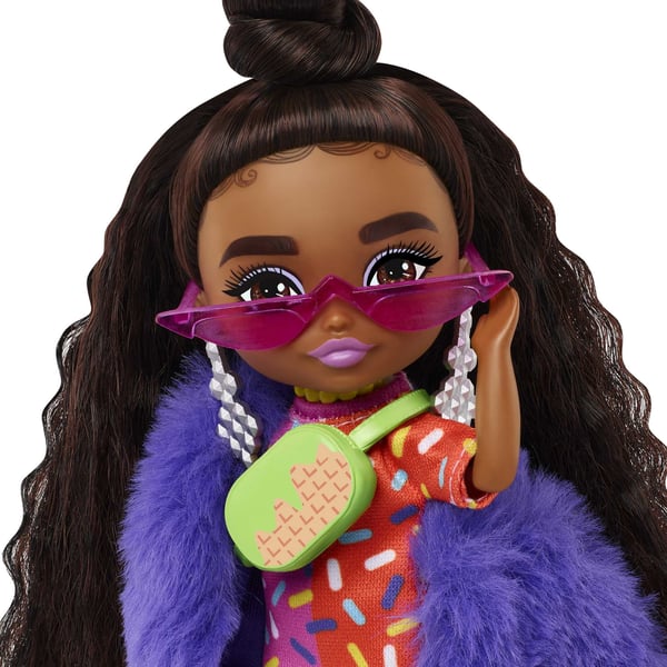 Barbie HGP63 dukke