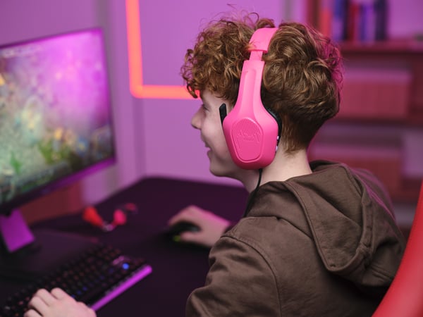 Trust GXT 415P Zirox Headset Kabel Huvudband Spela Rosa