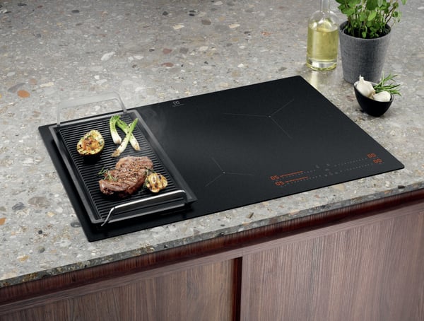 Electrolux EIS82453IZ Sort Indbygget 80 cm Zone induktionskogeplade 4 zone(s)