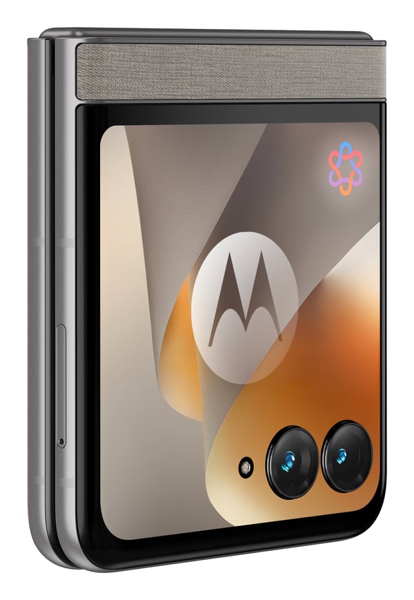 Motorola razr 70 17,5 cm (6.9") Kaksois-SIM Android 16.0 5G USB Type-C 8 GB 256 GB 4800 mAh Kiven värinen